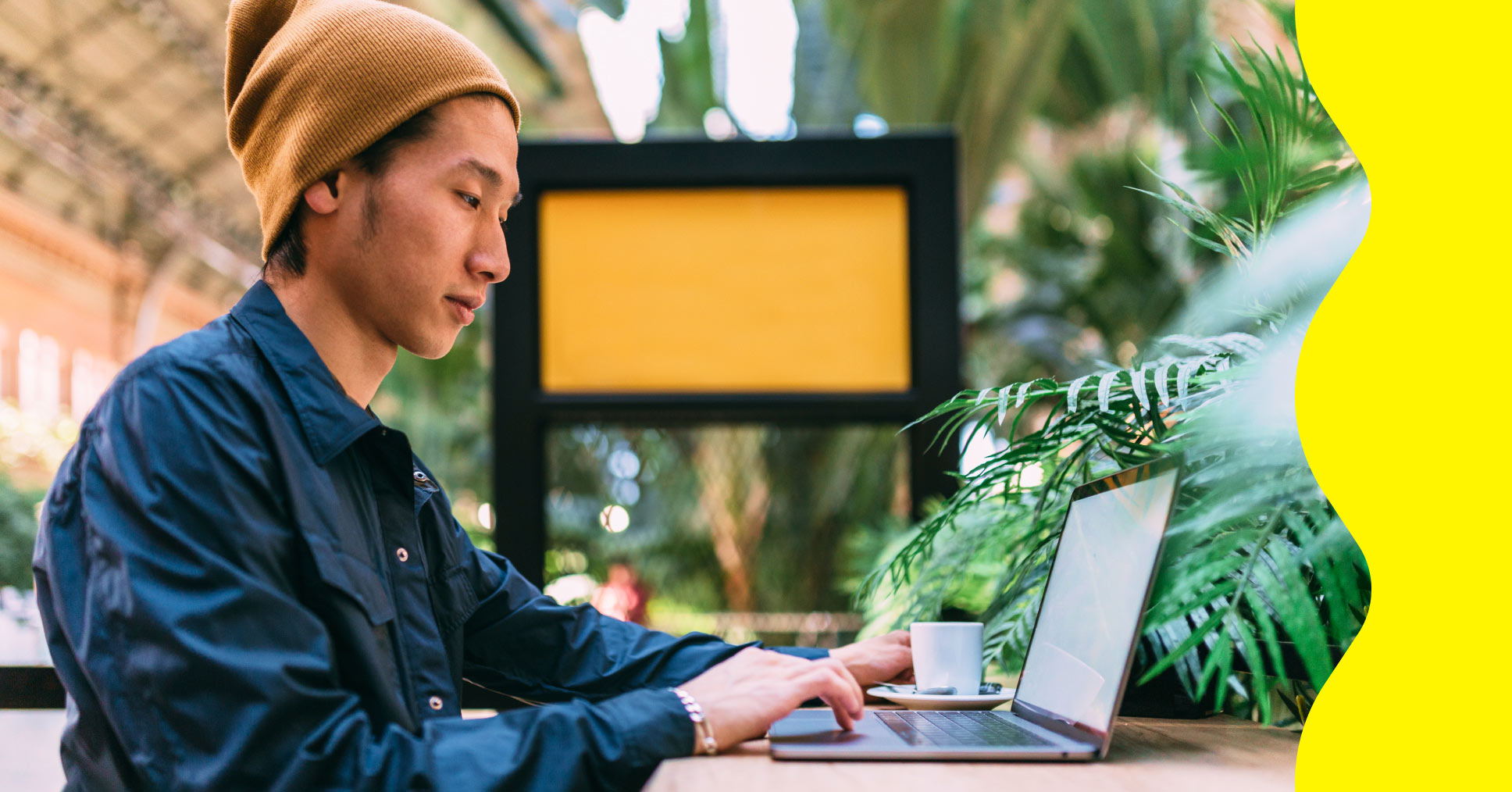 A ESIM.VN survey reveals a majority of travelers use public Wi-Fi despite the risks