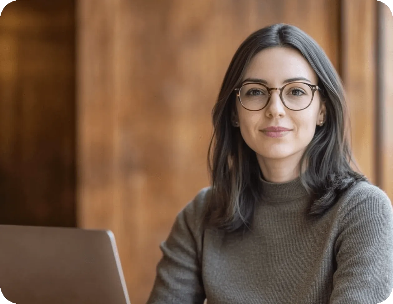 women computer manager